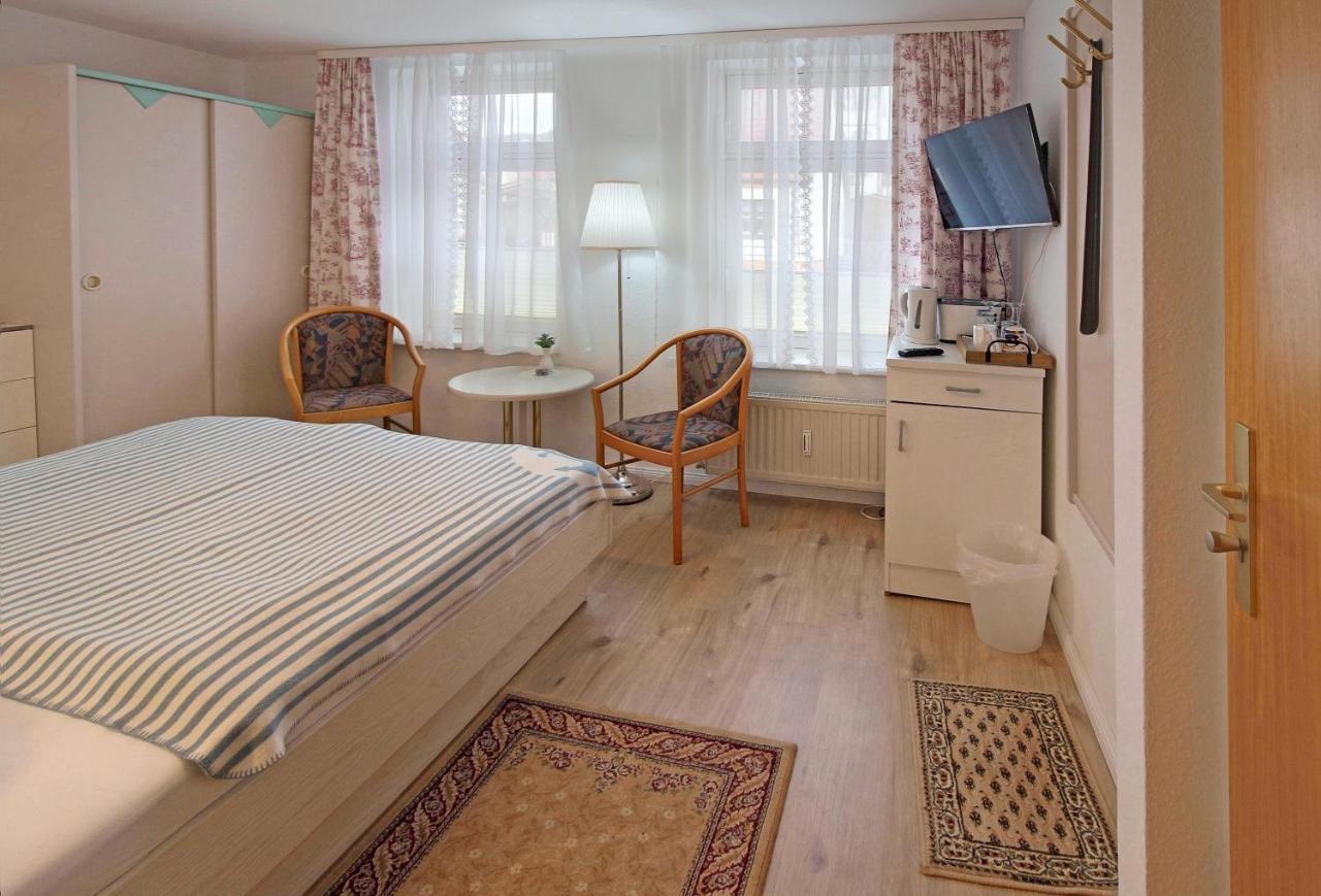 Ferienzimmer In Der Villa Ostseelilie Sassnitz Extérieur photo